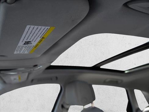 Used 2024 Audi Q8 e-tron Premium Plus w/ Premium Plus Package image 11