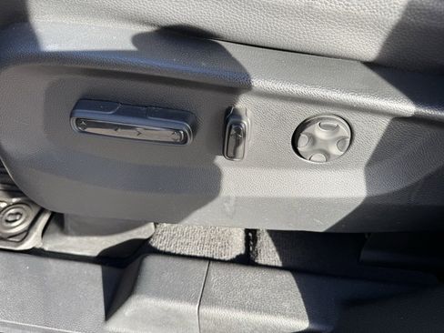 Used 2025 Honda Odyssey EX-L image 17