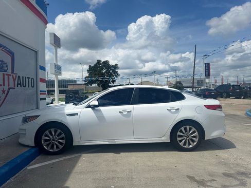 Used 2018 Kia Optima LX w/ Convenience Package FWD image 34