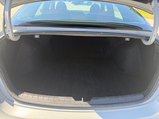 Used 2021 Kia K5 GT-Line FWD image 15