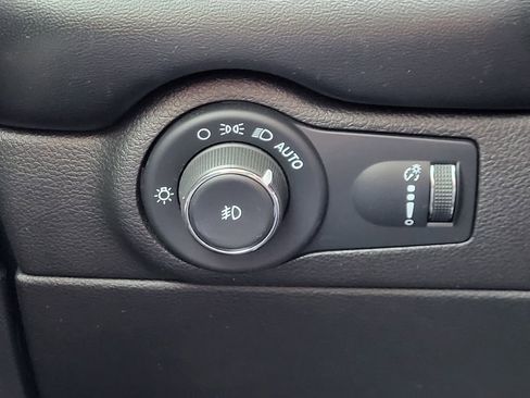 Used 2021 Dodge Durango SXT AWD/4WD image 13