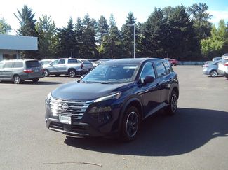 Used 2024 Nissan Rogue SV AWD/4WD video 1