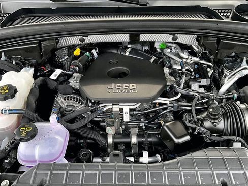New 2026 Jeep Grand Cherokee Limited AWD/4WD image 14