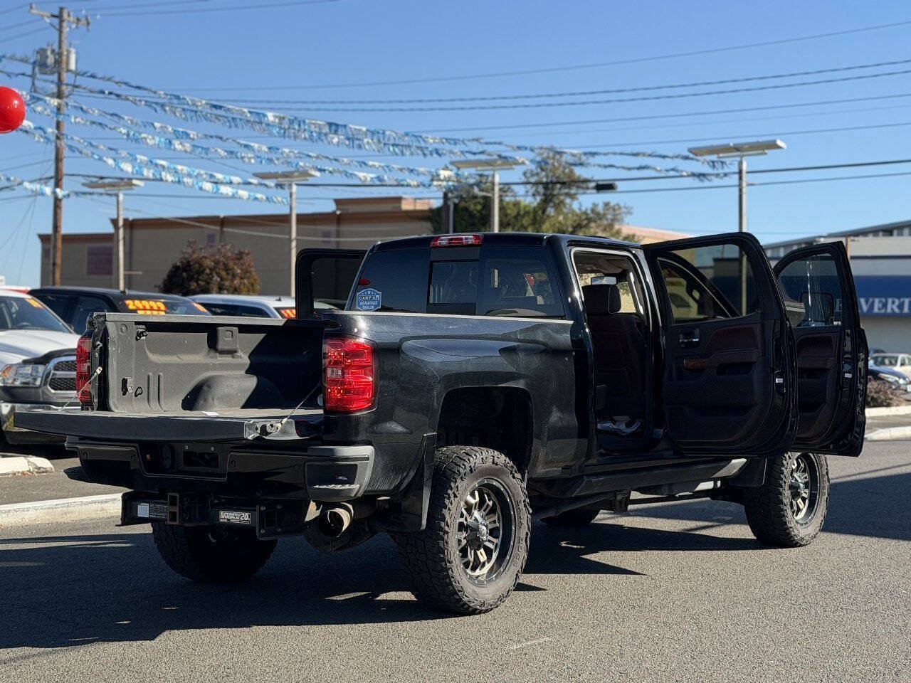 Used 2016 Chevrolet Silverado 3500 High Country w/ Duramax Plus Package AWD/4WD image 10