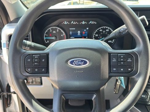 Used 2024 Ford F250 XLT AWD/4WD image 22