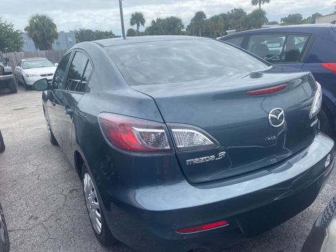 Used 2013 MAZDA MAZDA3 i Sport image 3
