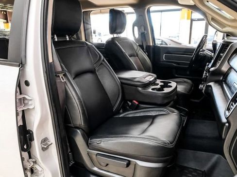 Used 2019 RAM 2500 Big Horn image 32