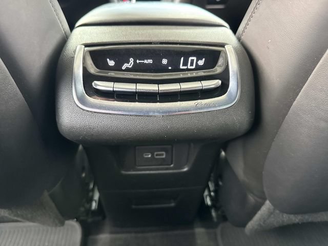 Used 2020 Cadillac XT6 Premium Luxury w/ Platinum Package FWD image 15