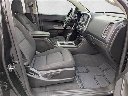 Used 2022 Chevrolet Colorado LT w/ LT Convenience Package image 19