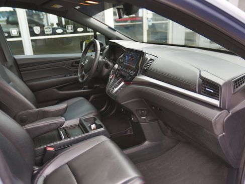 Used 2023 Honda Odyssey Sport image 22