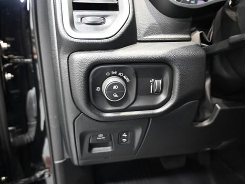 Used 2024 RAM 1500 Big Horn AWD/4WD image 27