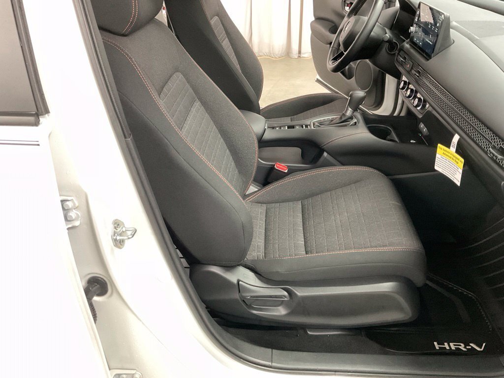 Certified 2026 Honda HR-V Sport image 37