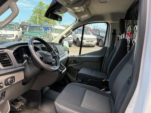 Certified 2025 Ford Transit 250 Low Roof w/ Exterior Upgrade Package RWD image 10