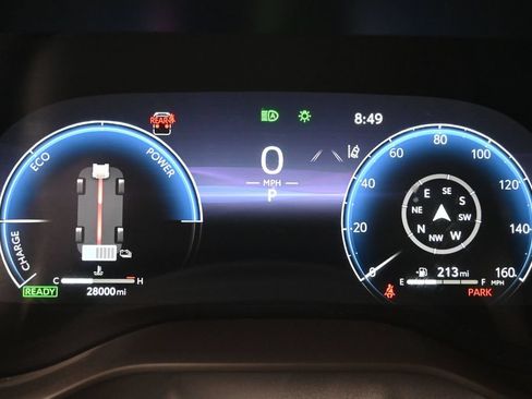 Used 2025 Toyota Sienna Platinum AWD/4WD image 10