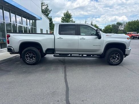 Used 2020 Chevrolet Silverado 3500 LT w/ All Star Edition AWD/4WD image 6