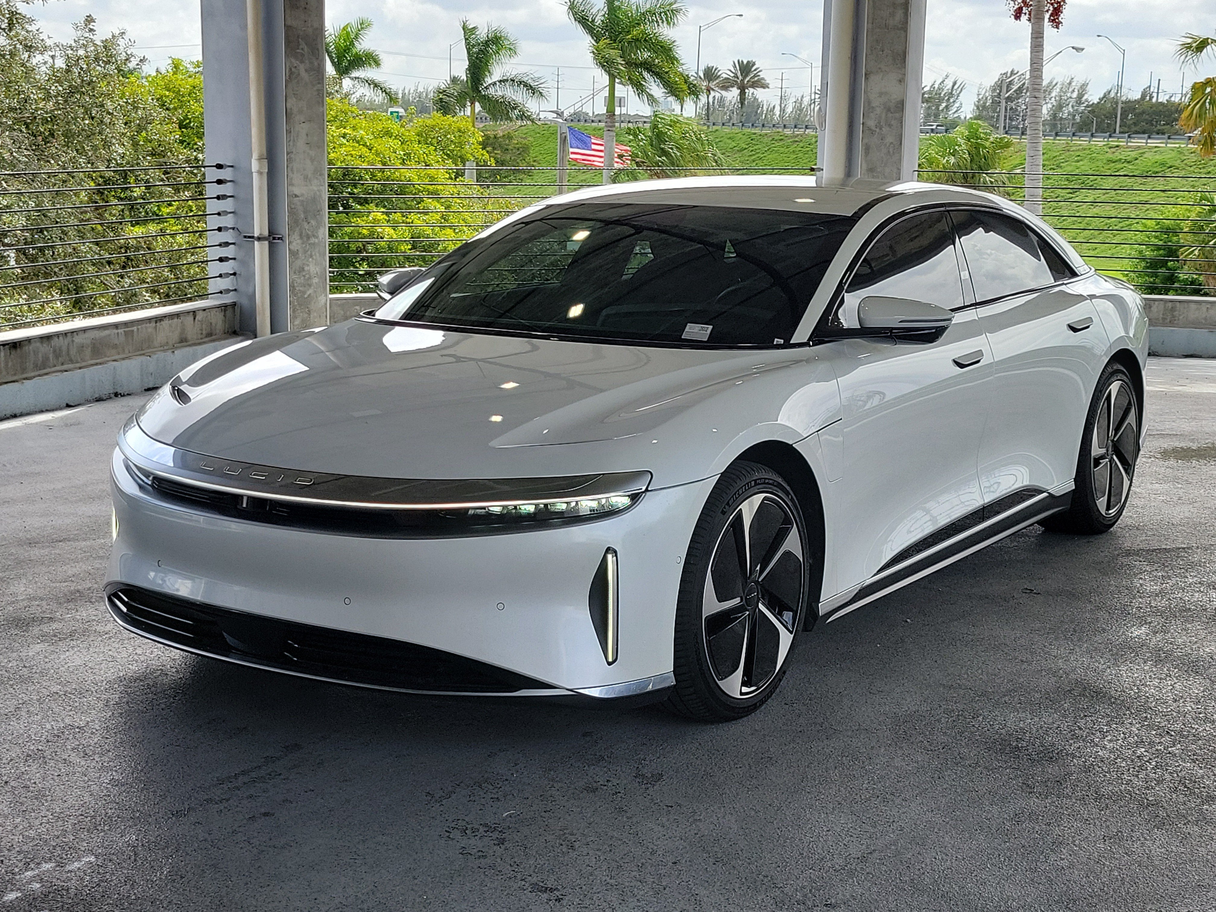 Used 2023 Lucid Air Touring AWD/4WD image 4