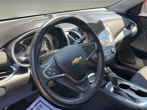 Used 2016 Chevrolet Malibu LT FWD image 14