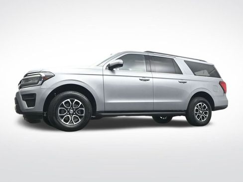 Used 2024 Ford Expedition Max XLT image 31