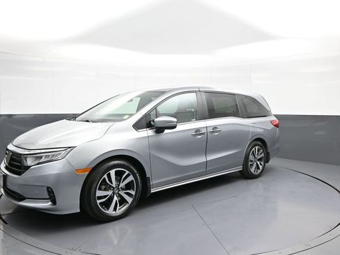 Certified 2023 Honda Odyssey Touring image 10