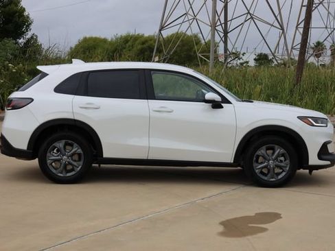 New 2027 Honda HR-V LX image 4