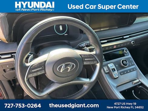 Used 2023 Hyundai Palisade Calligraphy FWD image 11