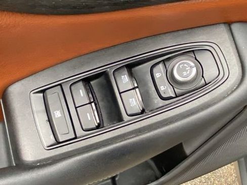 Used 2023 Subaru Outback Premium AWD/4WD image 17