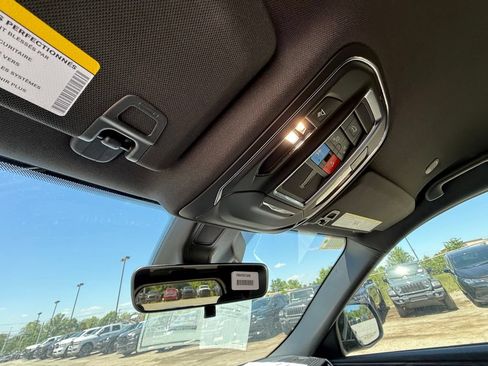 New 2026 Jeep Grand Cherokee Altitude AWD/4WD image 20