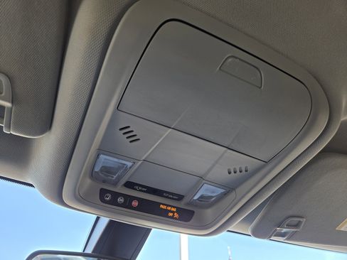 Used 2020 Chevrolet Blazer LT w/ LPO, Floor Liner Package image 31