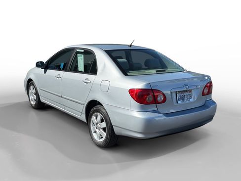 Used 2007 Toyota Corolla FWD image 3