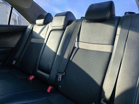Used 2013 Toyota Camry SE image 19
