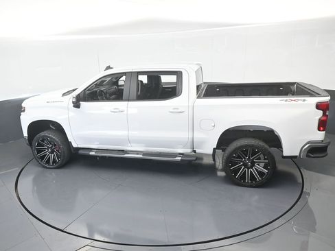 Used 2020 Chevrolet Silverado 1500 LT w/ All-Star Edition image 29