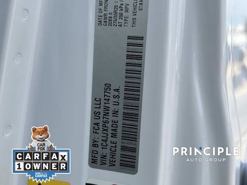 Used 2022 Jeep Wrangler Unlimited Sahara w/ Cold Weather Group image 35