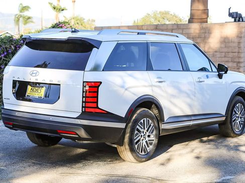 New 2026 Hyundai Palisade FWD Hybrid image 4