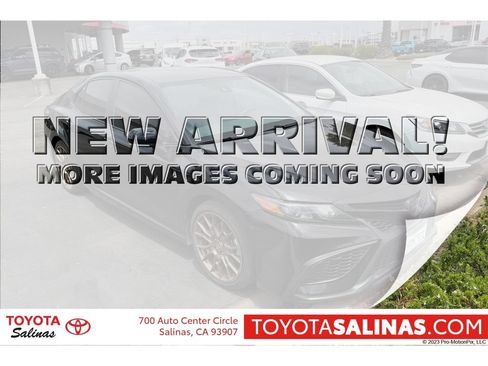 Used 2023 Toyota Camry SE w/ Convenience Package FWD image 1