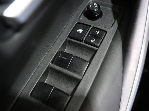 Used 2022 Toyota Corolla XLE FWD image 12