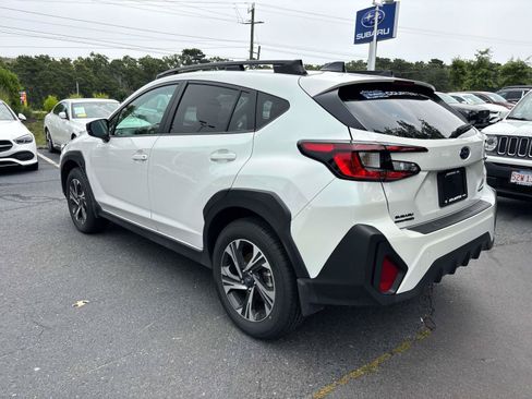 Used 2026 Subaru Crosstrek 2.5i Premium AWD/4WD image 5