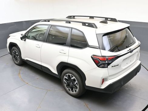 Used 2025 Subaru Forester Premium AWD/4WD image 38