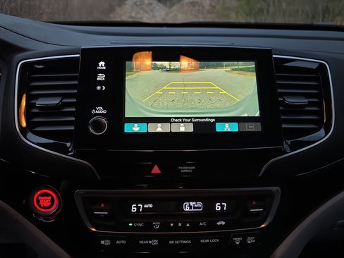 Used 2021 Honda Pilot Touring image 22