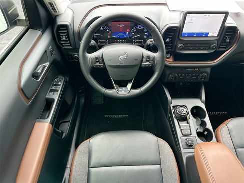 Used 2023 Ford Bronco Sport Outer Banks w/ Tech Package image 22