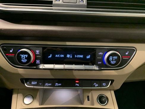 Used 2023 Audi Q5 2.0T Premium w/ Convenience Package image 35