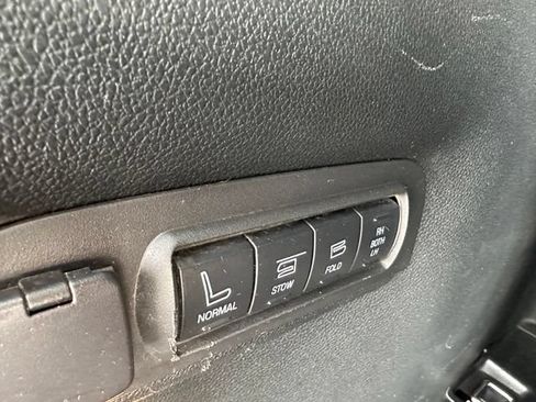 Certified 2019 Ford Explorer Limited w/ Class III Trailer Tow Package AWD/4WD image 13