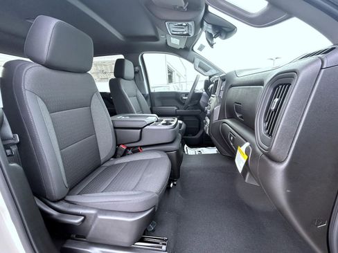 New 2026 Chevrolet Silverado 1500 Custom w/ Turbomax Blackout Package AWD/4WD image 15