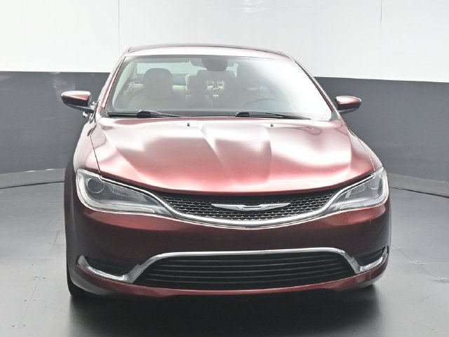 Used 2016 Chrysler 200 Limited w/ Convenience Group FWD image 3