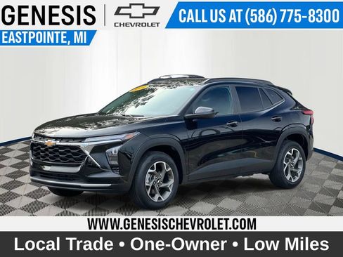 Used 2024 Chevrolet Trax LT w/ Driver Confidence Package FWD image 1