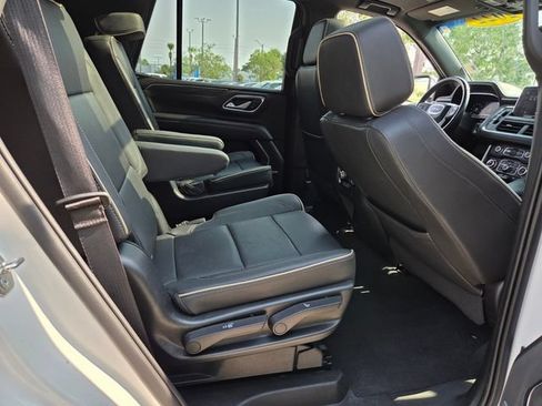 Used 2022 GMC Yukon SLT w/ SLT Premium Package AWD/4WD image 24