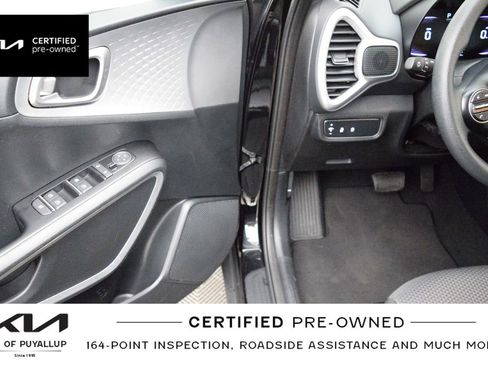 Certified 2025 Kia Soul LX FWD image 28