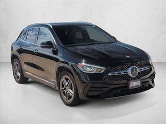 Used 2022 Mercedes-Benz GLA 250 4MATIC video 3