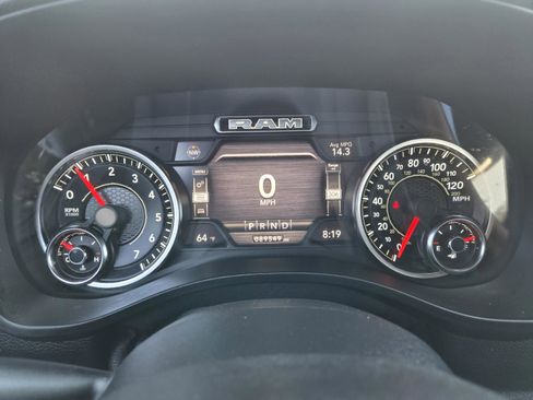 Used 2020 RAM 1500 Laramie AWD/4WD image 13