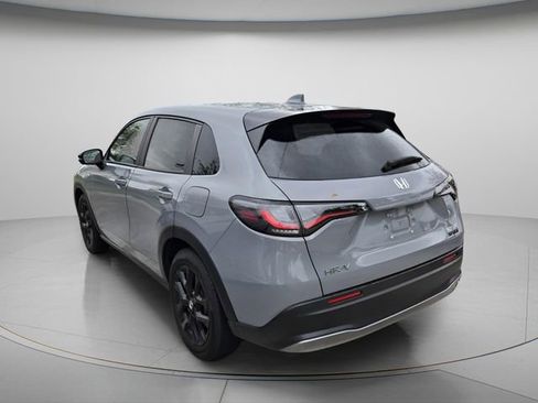 Used 2025 Honda HR-V Sport image 6