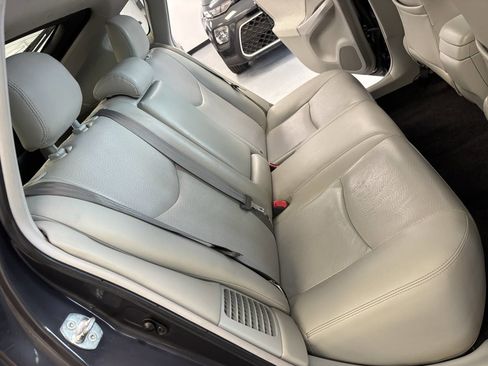 Used 2013 Toyota Prius Three image 21